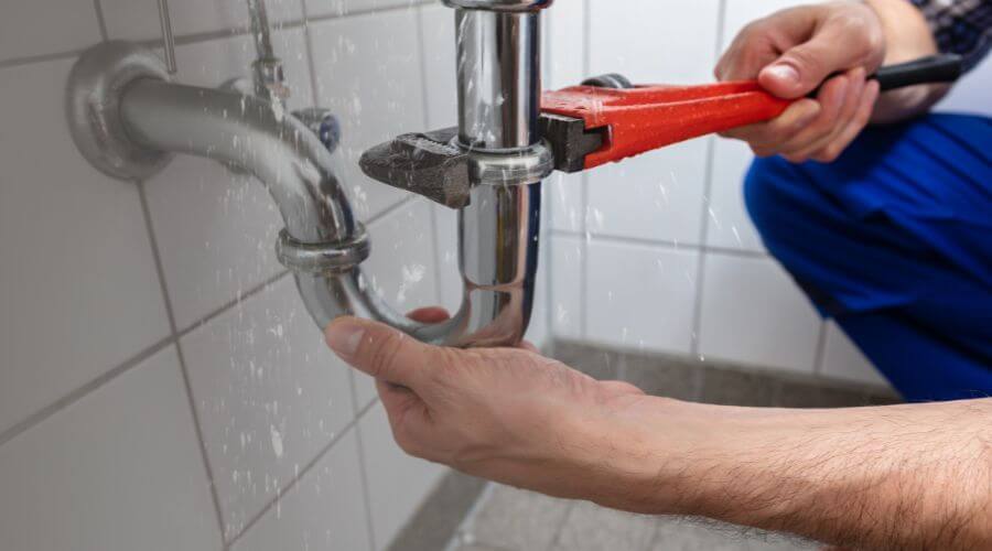 Professional local plumber services in California